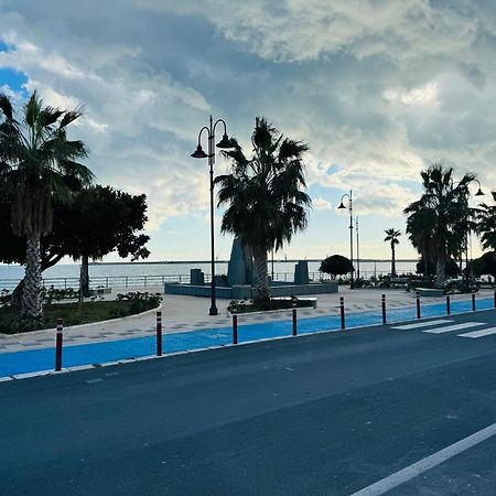 Sea Beach Pozzallo Bagian luar foto