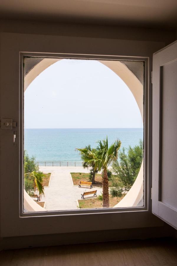 Sea Beach Pozzallo Bagian luar foto